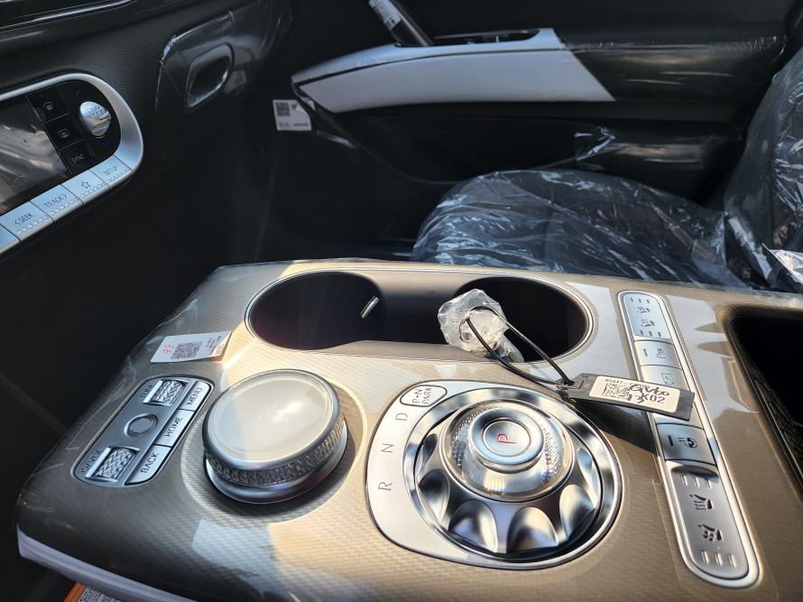 GV60 5인승 2WD/월 1,565,000원/무심사 신차 장기렌트