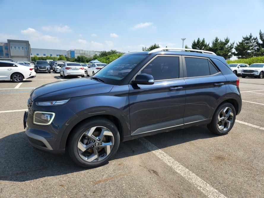 베뉴 가솔린 1.6 모던 2WD/473,000 원/무심사 중고차 장기렌트